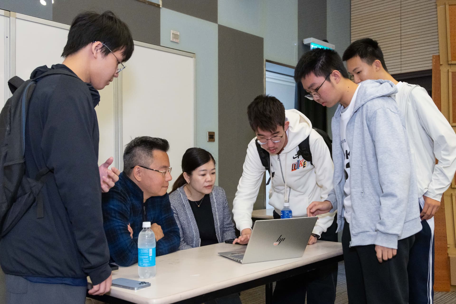 Students presenting their project to mentors